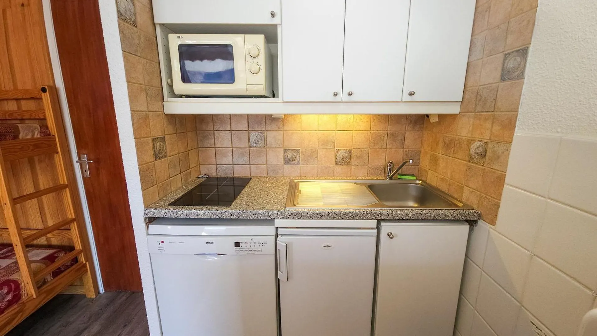 Studio Confortable Aux Menuires, Skis Aux Pieds, Balcon Sud-Ouest, Services Disponibles - Fr-1-452-100 Saint-Martin-de-Belleville France